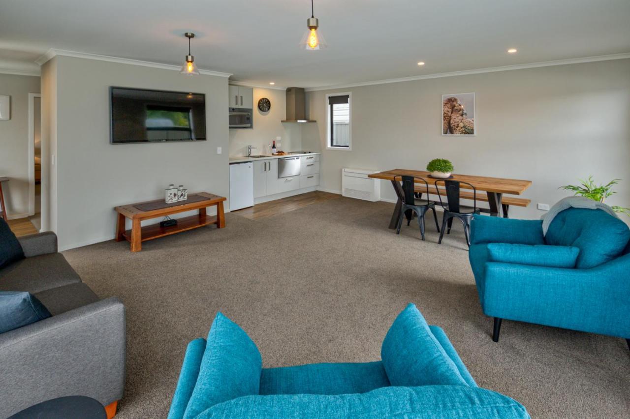 Annies On Milford Motel Te Anau Exterior photo