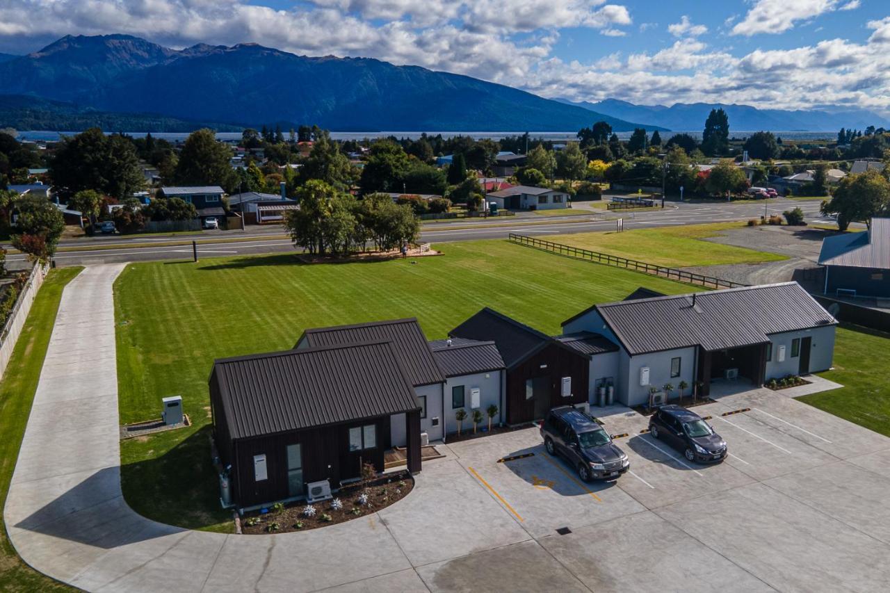 Annies On Milford Motel Te Anau Exterior photo